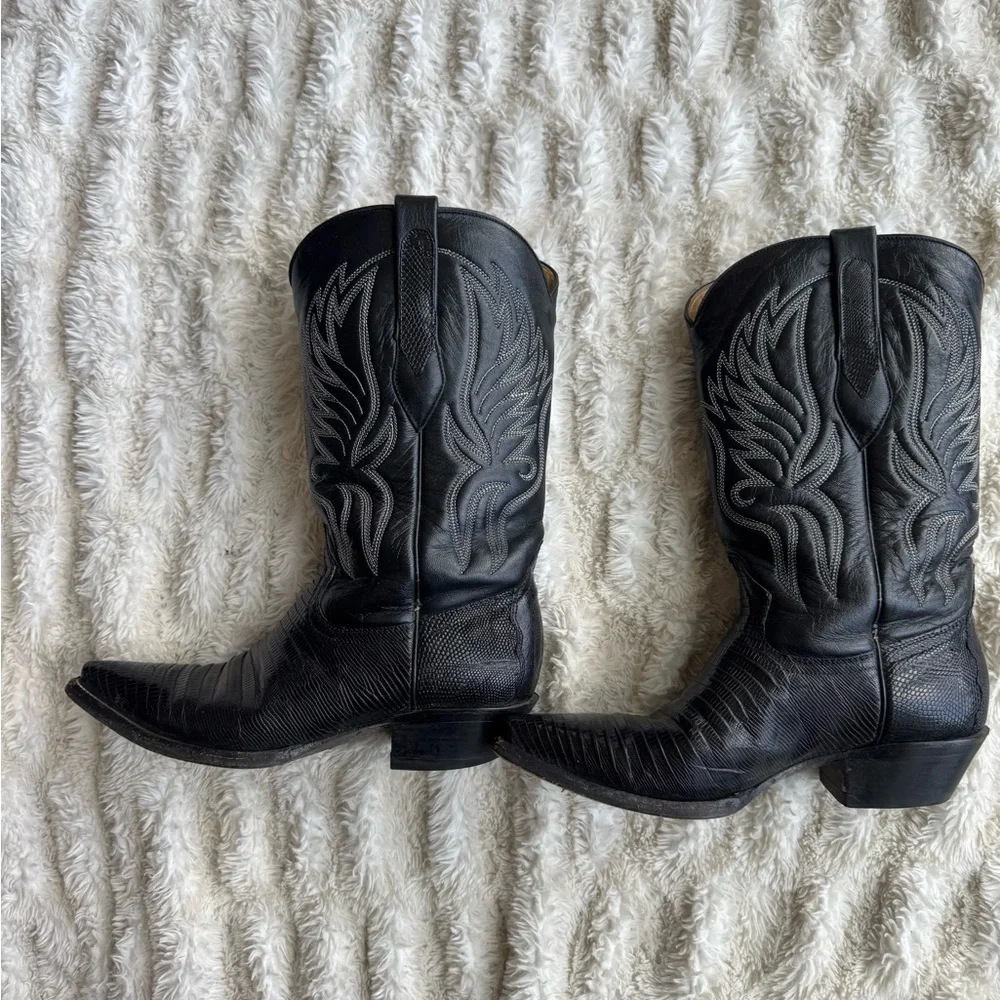 Classic Black Western Leather Cowboy Boots - Corral boot  size 8 runs small.